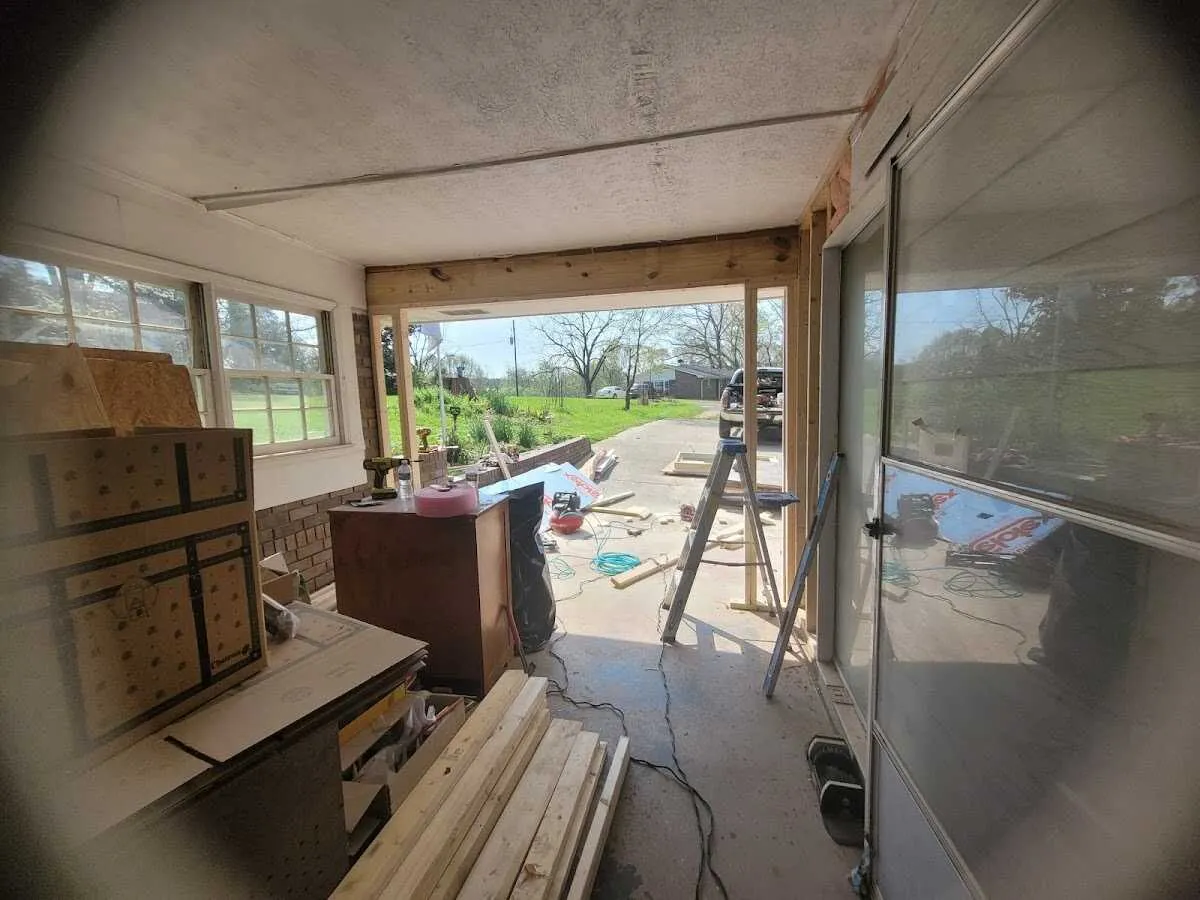 Air movers and dehumidifier for Drying & Dehumidification in Sylacauga